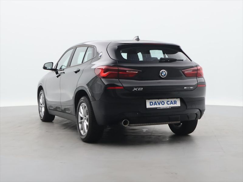 BMW X2 1,5 18i 100kW sDrive CZ - fotka 5 z 36