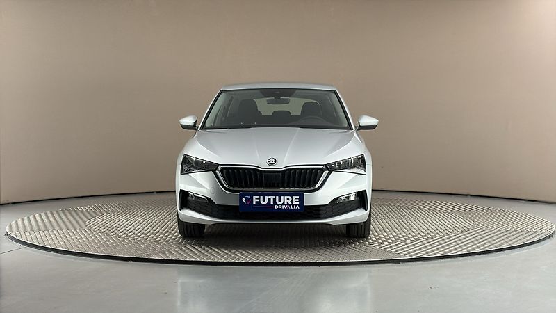 Škoda Scala 1.0 TSI Ambition - fotka 3 z 23