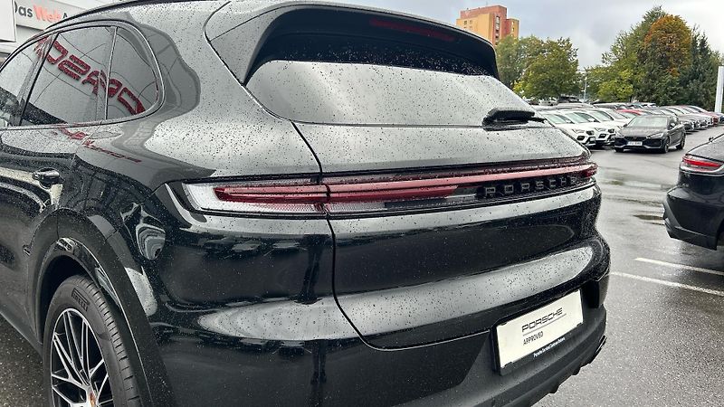 Porsche Cayenne E3 II - fotka 14 z 25