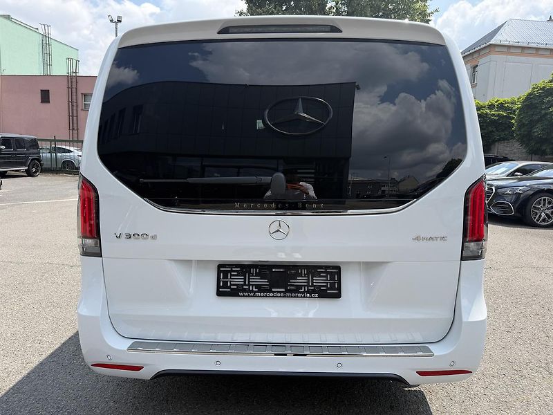 Mercedes-Benz Třídy V (2026) V 300 d / Exclusive / L / 4M - fotka 9 z 27