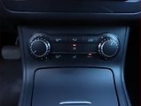 Mercedes-Benz Třídy B (2012) B 180, Automat, Serv.kniha - náhled 16