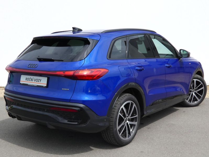 Audi Q5 (2025) S-Line 2.0 TDI 150KW quattro - fotka 2 z 29