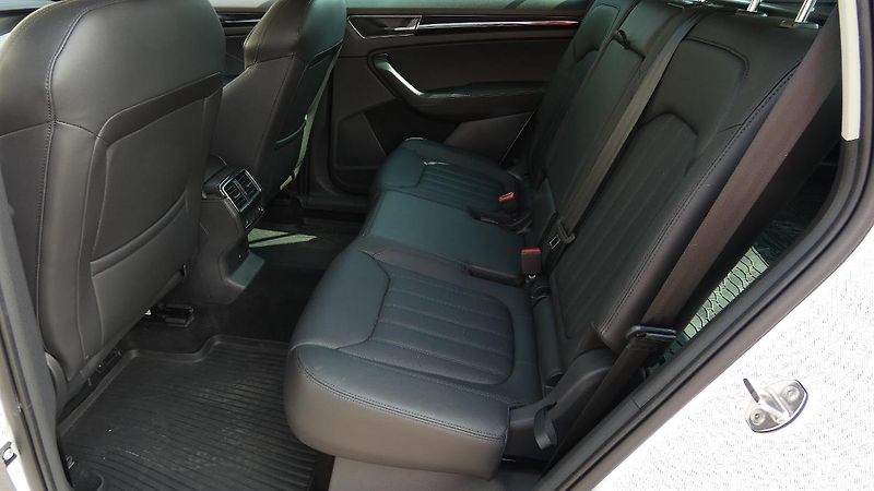 Škoda Kodiaq 2.0 TDI 147 kW L&K 4x4 DSG - fotka 20 z 27
