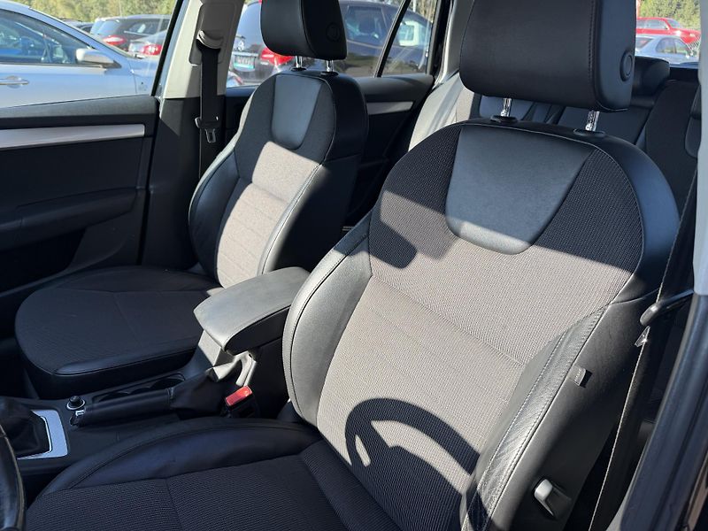 Škoda Octavia (2013) 1.2 TSI 77kw ELEGANCE REZERVAC - fotka 15 z 23