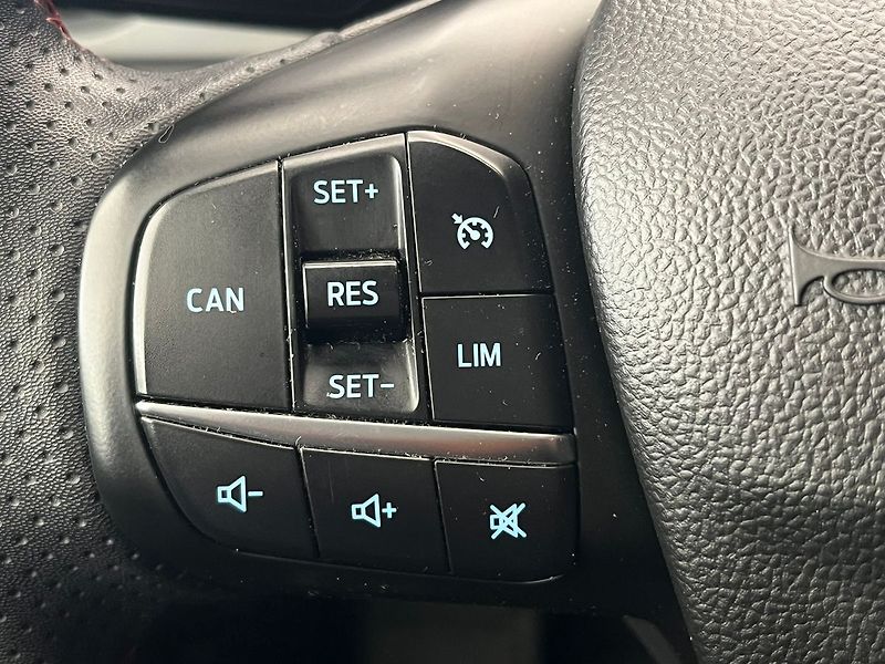 Ford Focus 2.0 ST-Line, manuál, ROZVODY - fotka 27 z 48