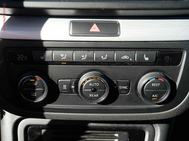 Volkswagen Sharan (2018) 2.0 TDi, Comfortline, DSG - fotka 19 z 28