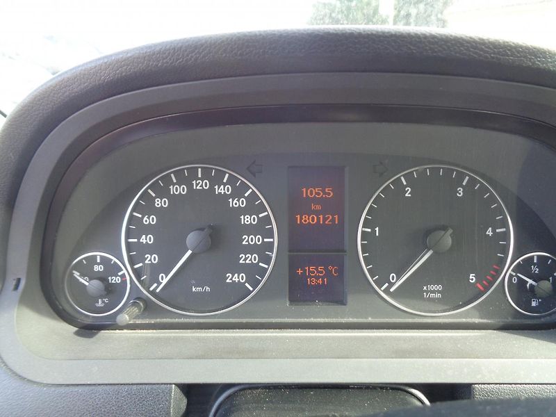 Mercedes-Benz Třídy A 2,0 CDI - fotka 12 z 13