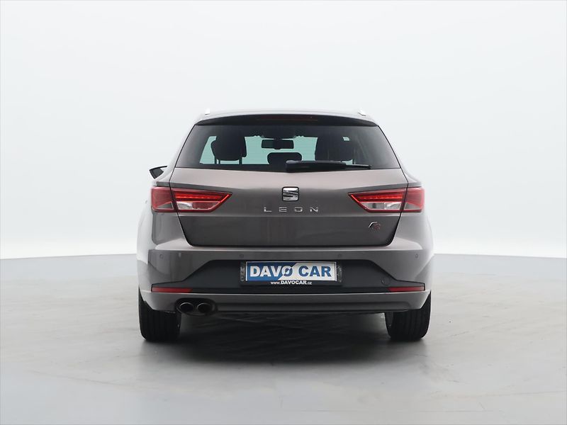 Seat Leon 1,4 TSI 110kW FR Dynamic sr.kn - fotka 6 z 26