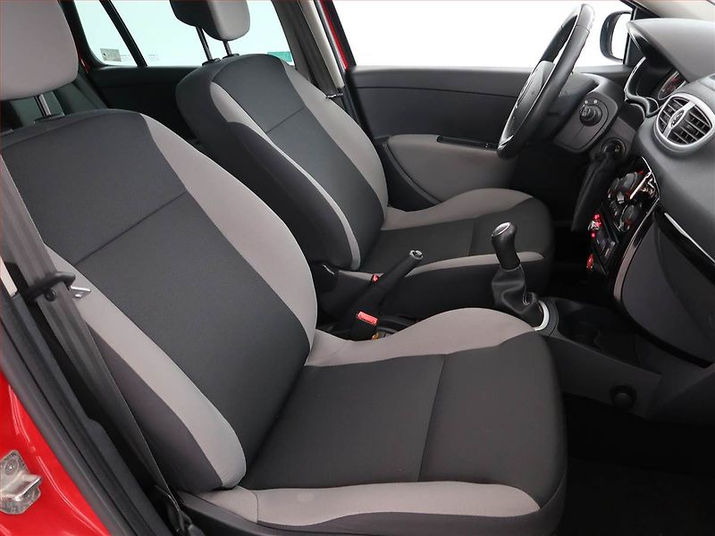 Renault Clio (2011) 1.2 TCe, nová STK, CZ doklady - fotka 9 z 15