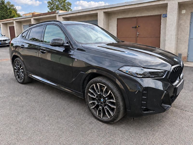 BMW X6 (2023) - fotka 7 z 19