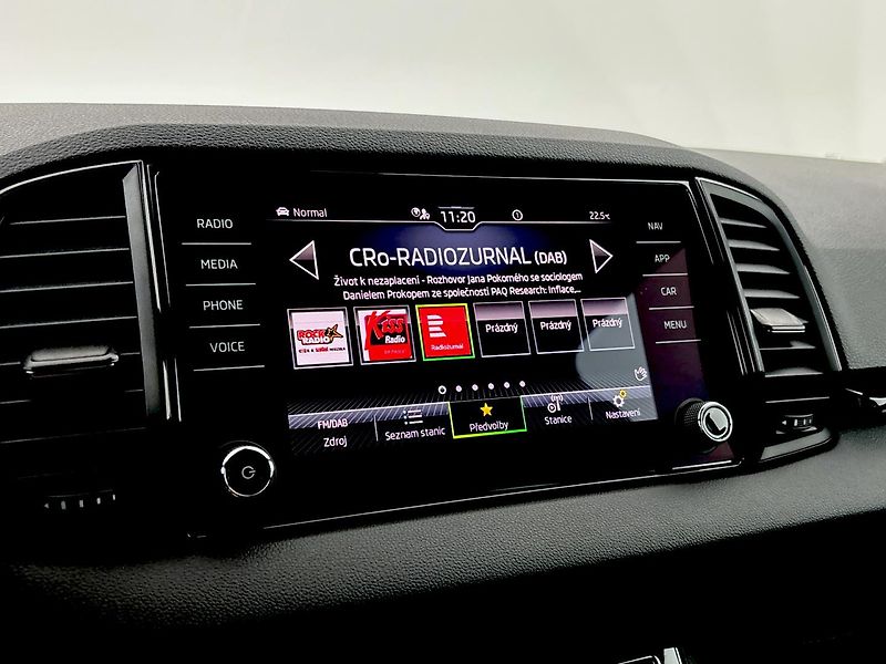 Škoda Karoq Sportline DSG - fotka 12 z 28