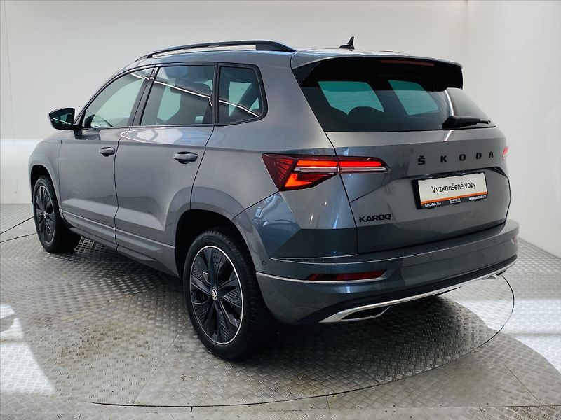 Škoda Karoq 1,5 TSI 110kW DSG SportLine - fotka 20 z 23