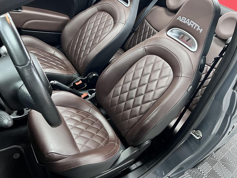 Fiat 500C Abarth 595C Turismo manuál - fotka 19 z 34
