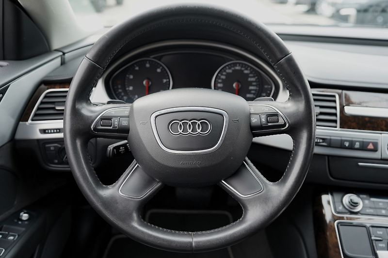 Audi A8 3.0 TFSI Quattro/Tiptr./290 PS - fotka 36 z 50