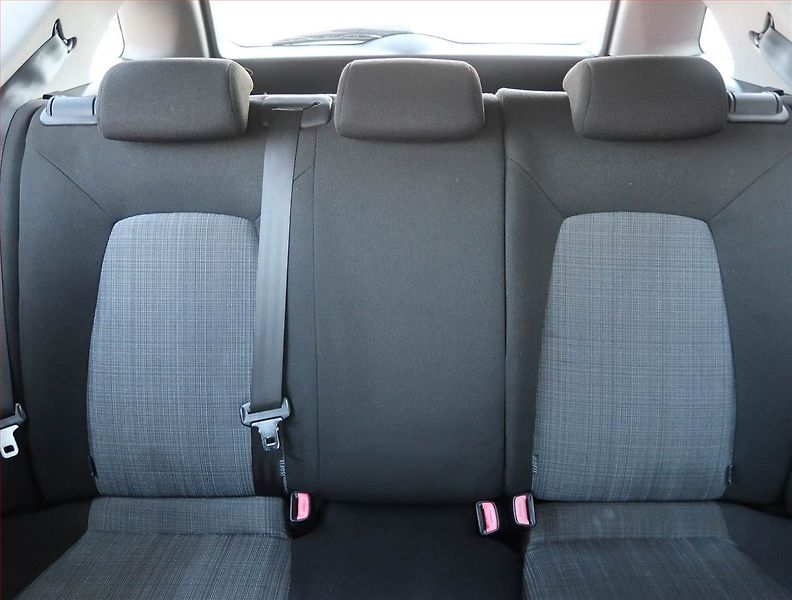 Kia Ceed (2010) 1.4 CVVT, nová STK - fotka 10 z 18