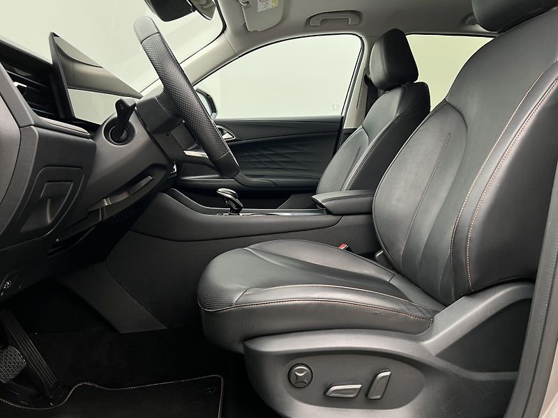 MG HS 1.5 TGI EXCLUSIVE AUT CZ 1.maj - fotka 3 z 50