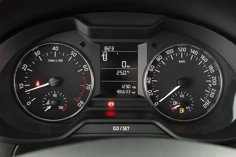 Škoda Octavia (2013) 1.2 TSI, Serv.kniha, Tempomat - fotka 8 z 15