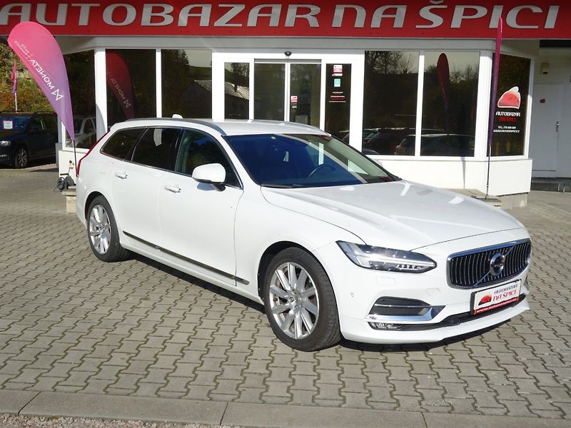 Volvo V90 (2017) 2.0D4 140kW INSCRIPTION -1.MAJ - fotka 2 z 47
