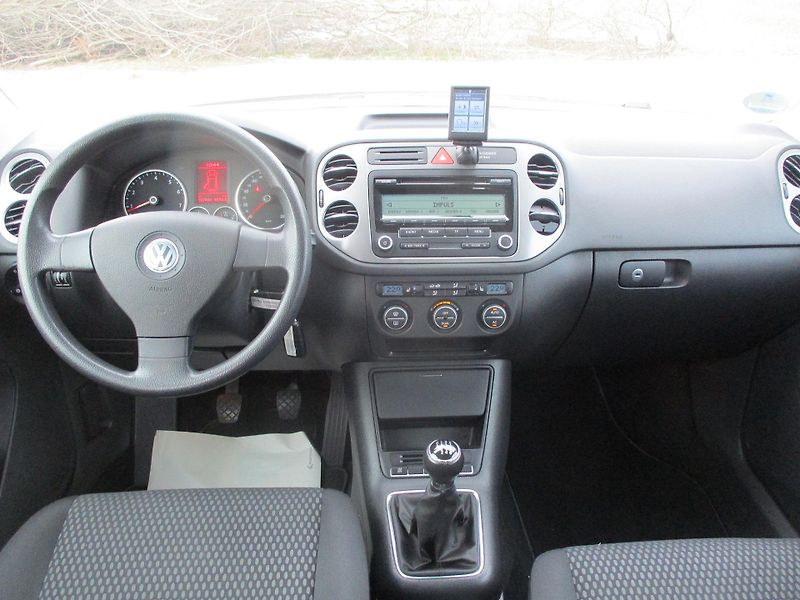 Volkswagen Tiguan 1.4TSi*110kW *TAŽ.ZAŘ*VÝHŘEV* - fotka 15 z 47