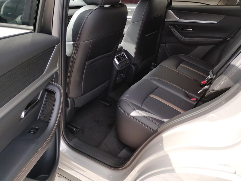 Mazda CX-60 (2026) 2.5L PHEV 327ps 8AT AWD Homura - fotka 18 z 27