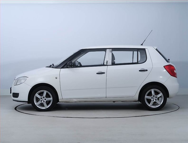 Škoda Fabia (2009) 1.2, po STK, jezdí dobře - fotka 3 z 14