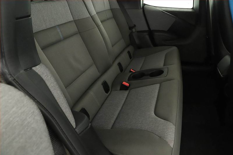 BMW i3 (2015) 60Ah BEV, SoH 82%, Automat - fotka 7 z 21