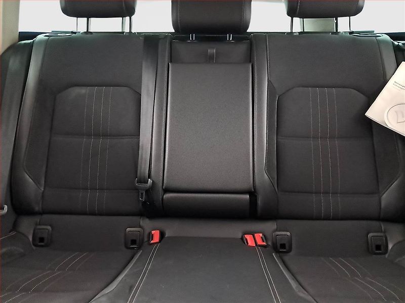 Volkswagen Passat (2016) 2.0 BiTDI, 4X4, Automat - fotka 10 z 22