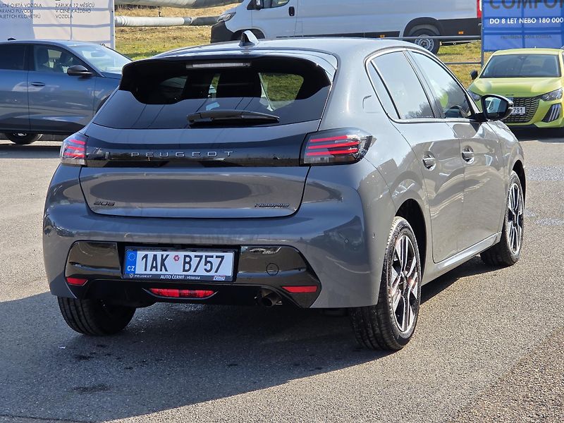 Peugeot 208 (2025)  Hybrid e-DCS 110 ALLURE - fotka 5 z 28