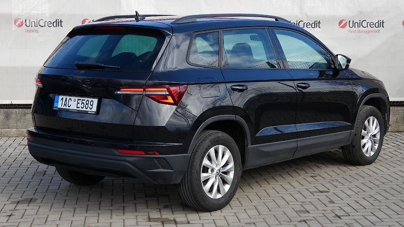 Škoda Karoq 1,5 TSI Ambition DSG - fotka 3 z 24