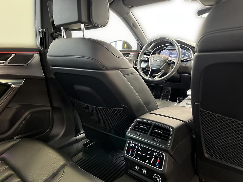 Audi S7 3.0 TDI quattro Black - fotka 22 z 23