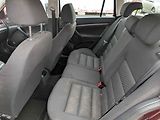 Škoda Octavia (2011) 1.6 MPi, ČR, Klima - náhled 10