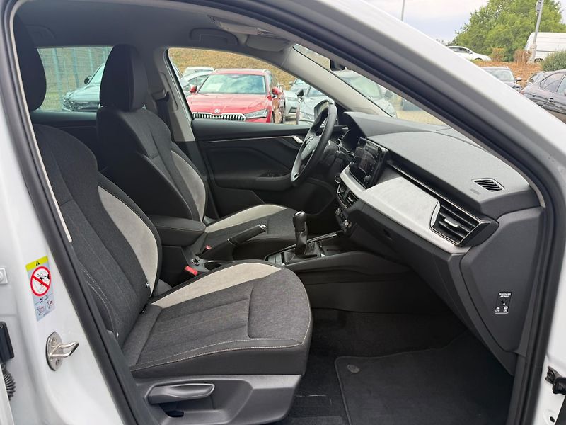 Škoda Scala Top Selection 1.5 TSI 110kw - fotka 10 z 24
