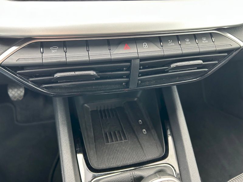 Škoda Octavia (2025) Selection 2.0 TDI 85 kW - fotka 23 z 29
