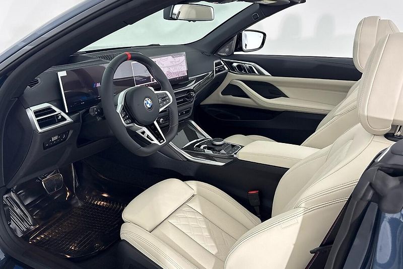 BMW Řada 4 M440i xDrive Convertible - fotka 9 z 24