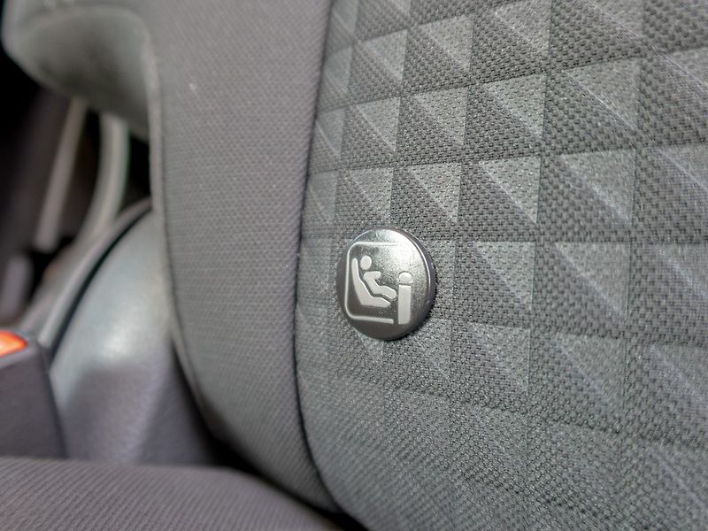 Ford Grand C-MAX (2017) 2.0TDCI 110KW 7sedadel – TAŽNÝ - fotka 35 z 47