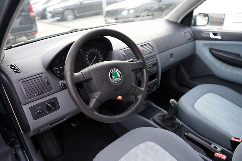 Škoda Fabia 1.9 TDI,100 PS/klima/alarm - fotka 20 z 34