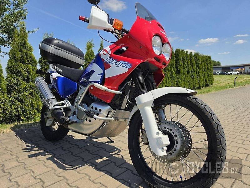 Honda XRV 750 Africa Twin (2001) - fotka 1 z 18