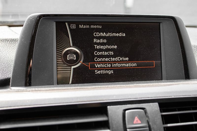 BMW Řada 3 Nová STK - fotka 16 z 23
