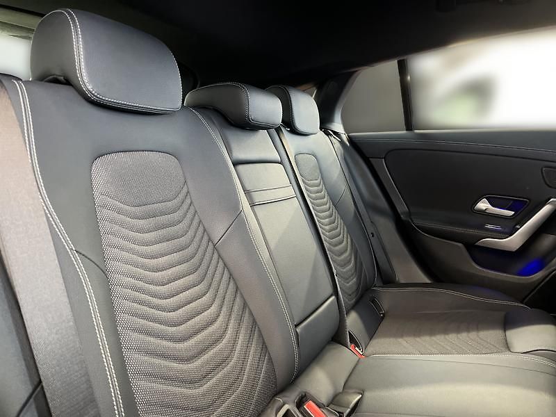 Mercedes-Benz CLA 200d Shooting Brake Urban Keyl - fotka 21 z 23