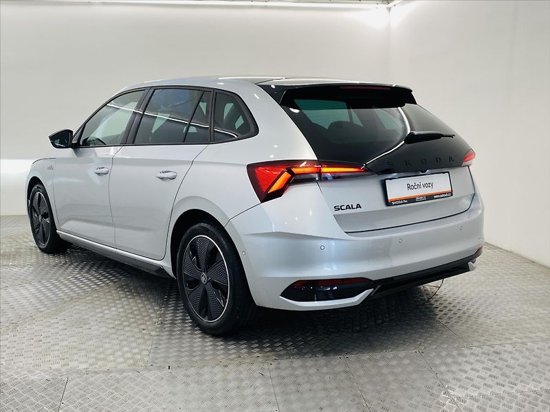 Škoda Scala 1,0 TSI 85kW DSG Monte Carlo - fotka 24 z 27