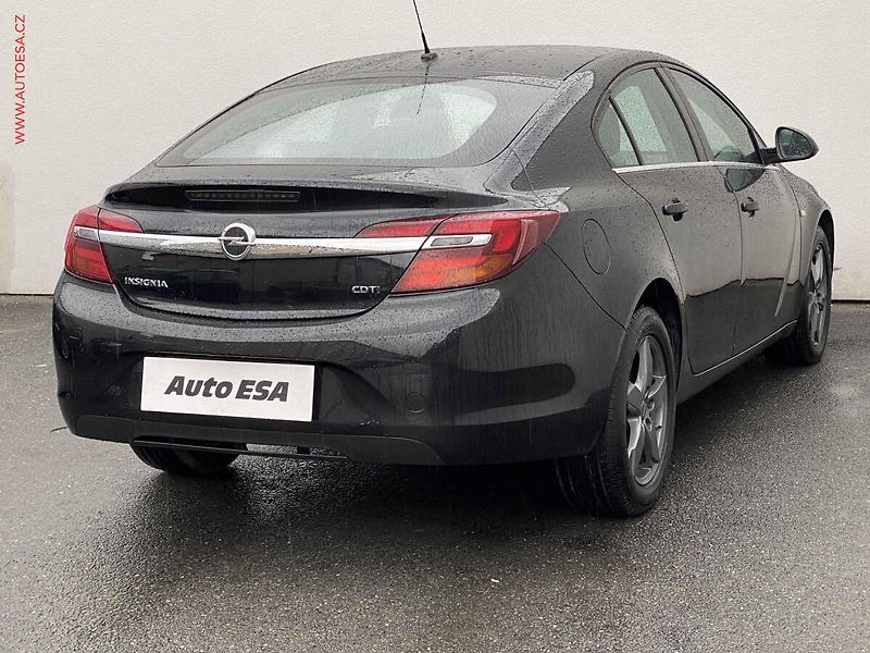 Opel Insignia (2016) 1.6CDTi, ČR, AC, tempo - fotka 4 z 16