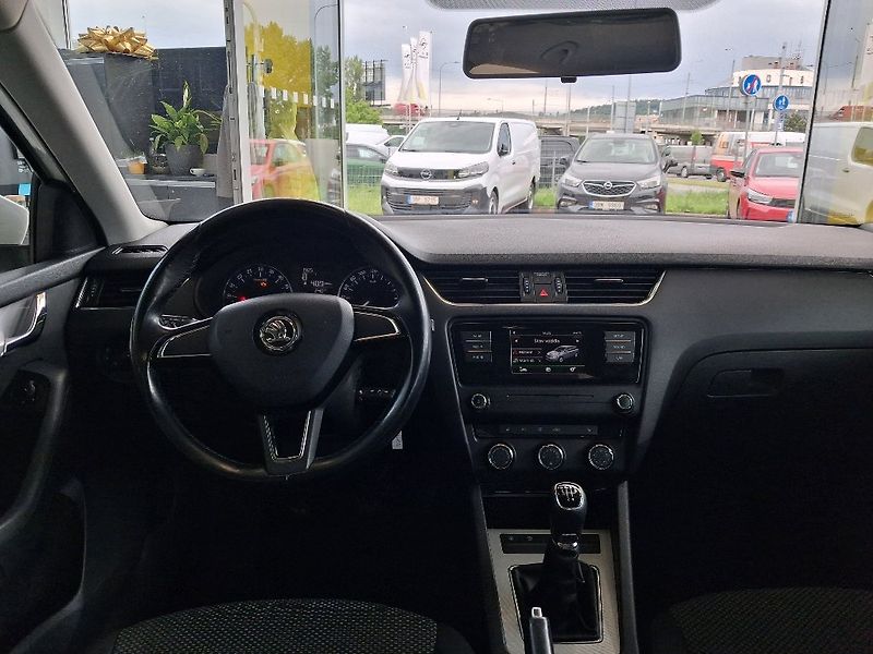 Škoda Octavia 1.6TDI 66kW 2015 - fotka 10 z 14