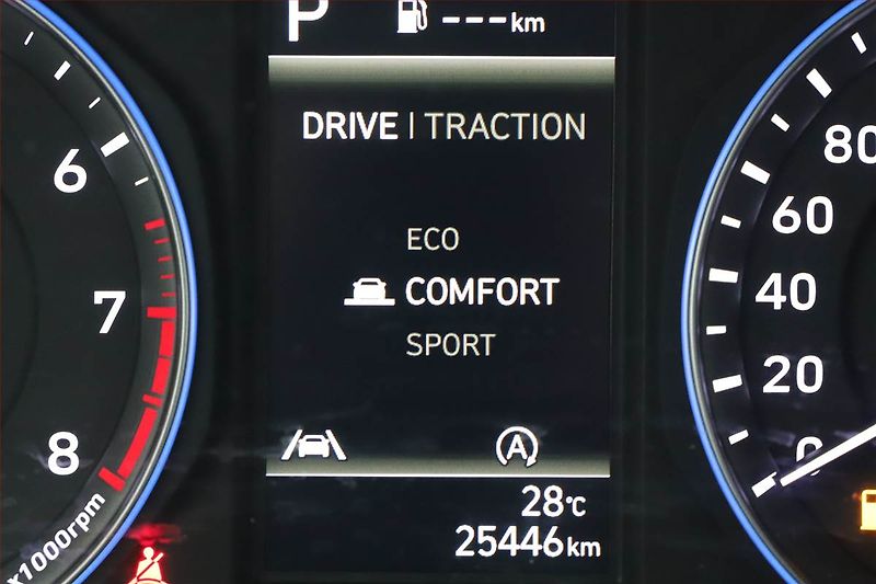 Hyundai Kona (2021) 1.0 T-GDI, Automat, ČR,1.maj - fotka 12 z 19