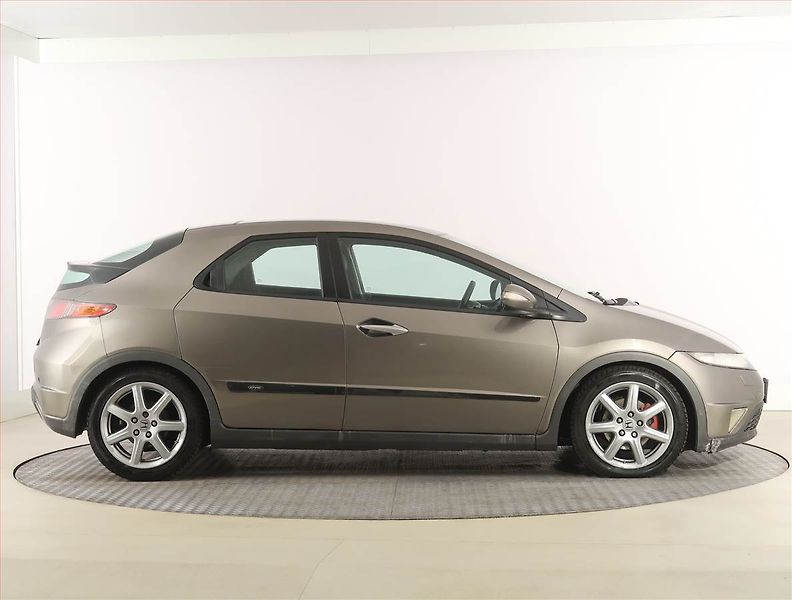 Honda Civic (2006) 2.2 i-CTDi, nová STK - fotka 6 z 22