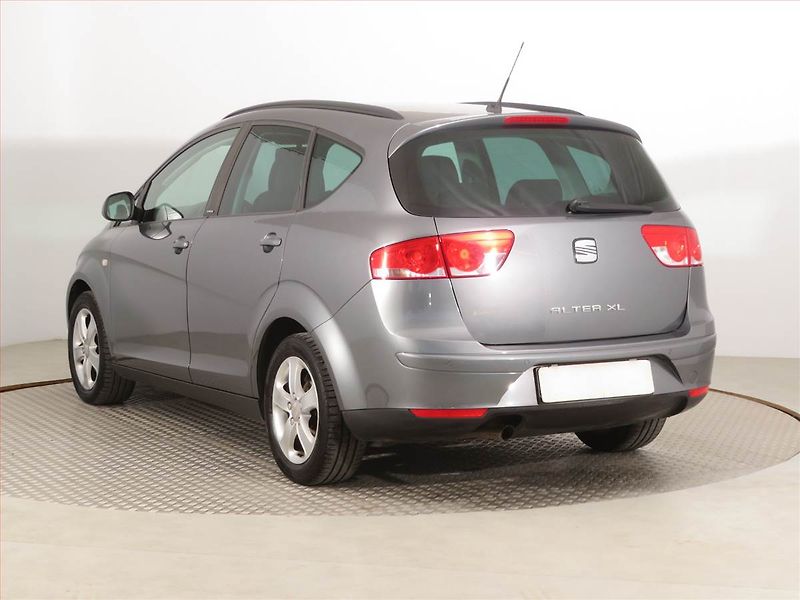 Seat Altea (2014) 1.6 TDI, Automat, Navi - fotka 4 z 16