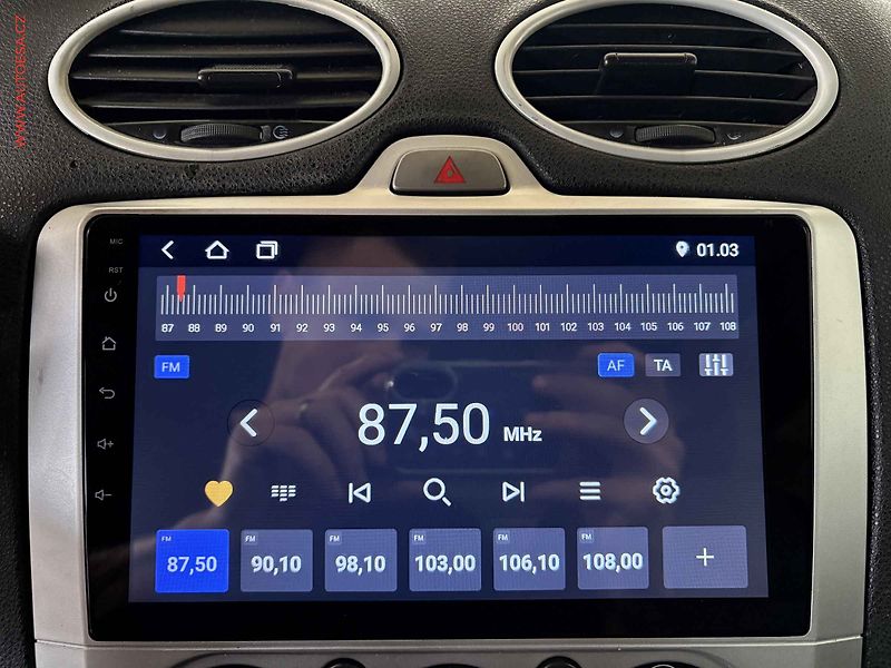 Ford Focus (2008) 1.6i, AC, temp - fotka 11 z 14