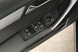 Volkswagen Passat (2011) 1.6 TDI, nová STK - náhled 12