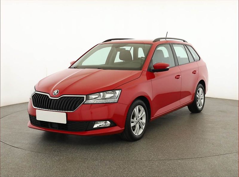 Škoda Fabia (2021) Ambition Plus 1.0 TSI - fotka 2 z 18