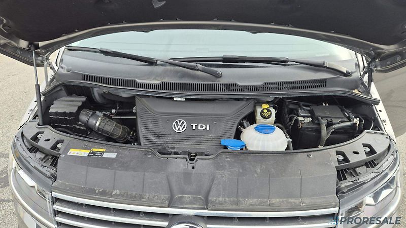Volkswagen Multivan 2.0 TDi 150kW 4x4 - fotka 13 z 18