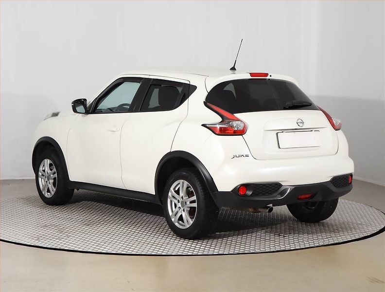 Nissan Juke (2015) 1.2 DIG-T, Navi, Tempomat - fotka 4 z 20